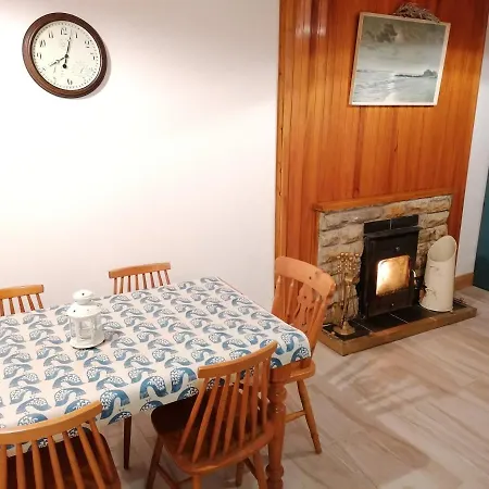 Ferguson's Traditional Townhouse Dunkineely