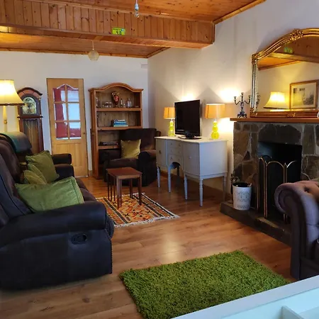 Holiday home Ferguson's Traditional Townhouse *