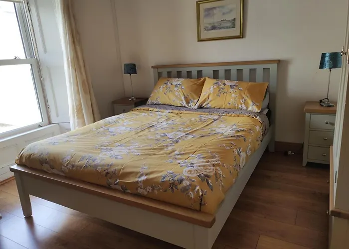 בית נופש Ferguson's Traditional Townhouse Dunkineely