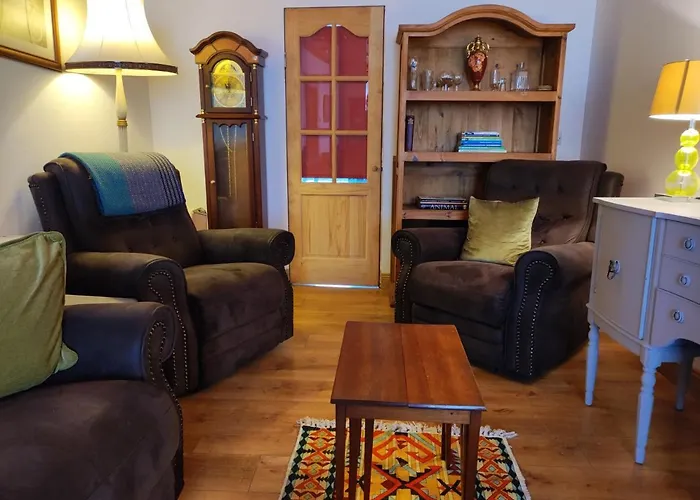 Ferguson's Traditional Townhouse *