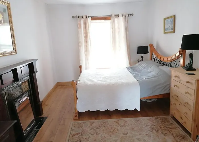 Ferguson's Traditional Townhouse Tatil Evi